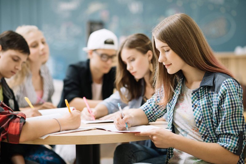 如何选择合适的地点办理留学签证？留学签证办理指南